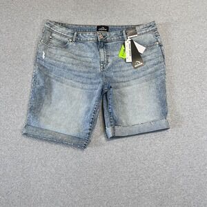 Jordache Shorts Womens 20 Blue Bermuda Slim Fit Frayed Hem Light Wash Denim New